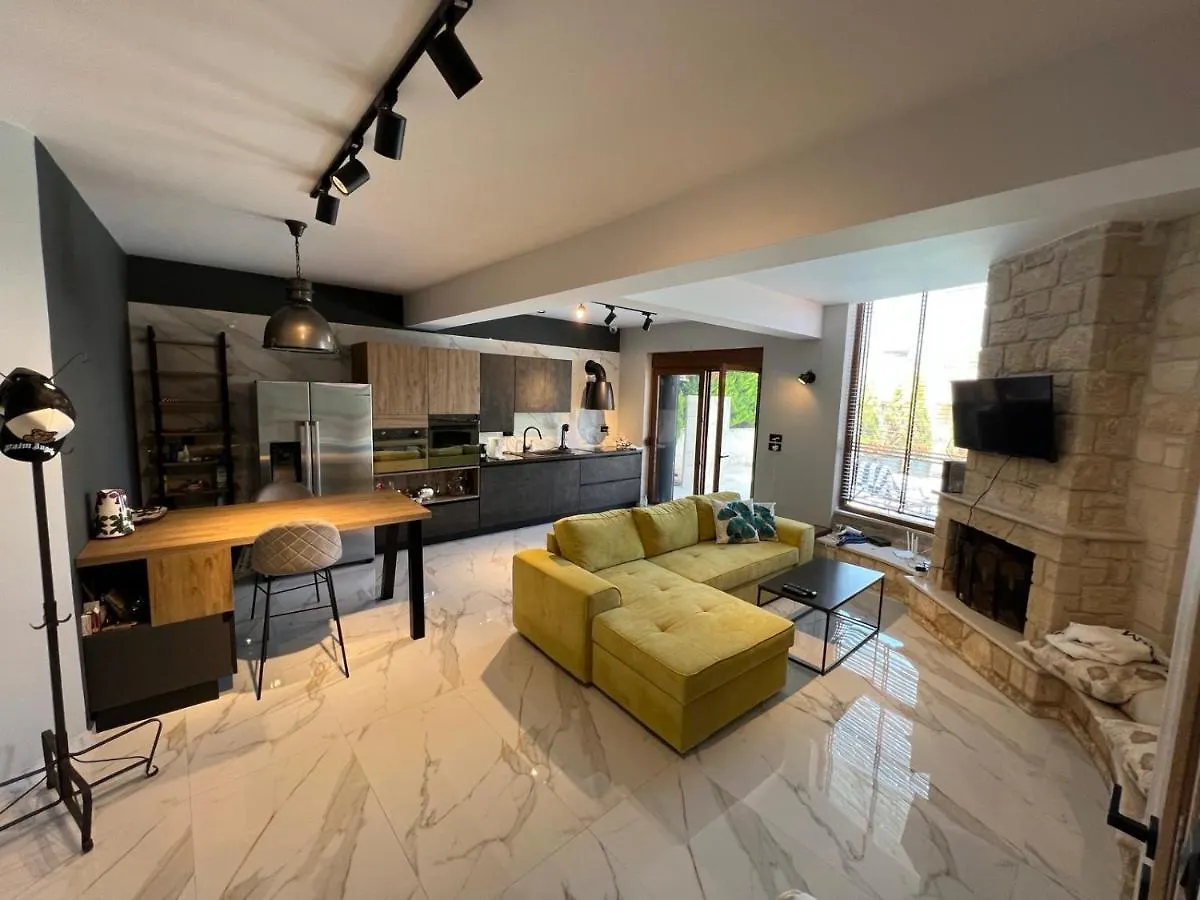 קריופיגי Sunny Seaside Villa-90 M From Beach 0*,