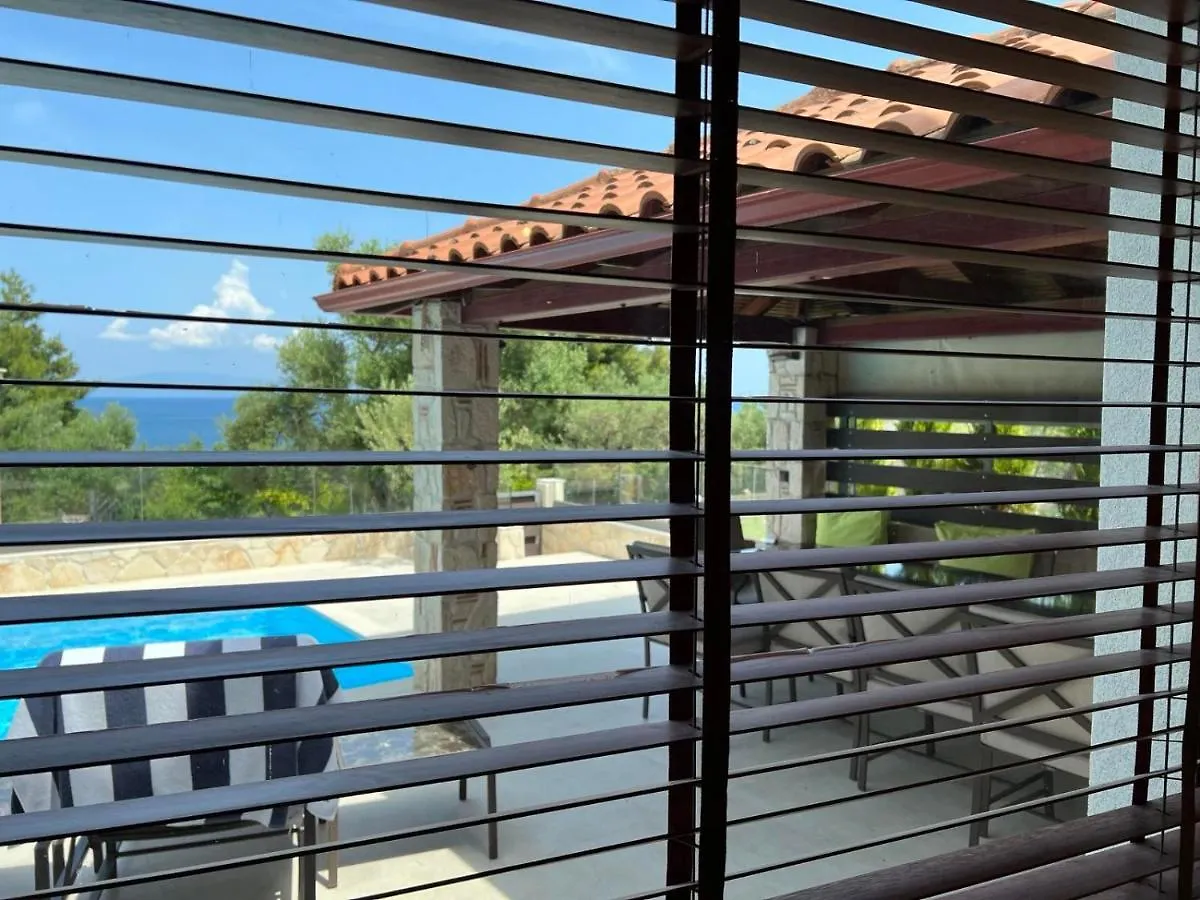 קריופיגי Sunny Seaside Villa-90 M From Beach