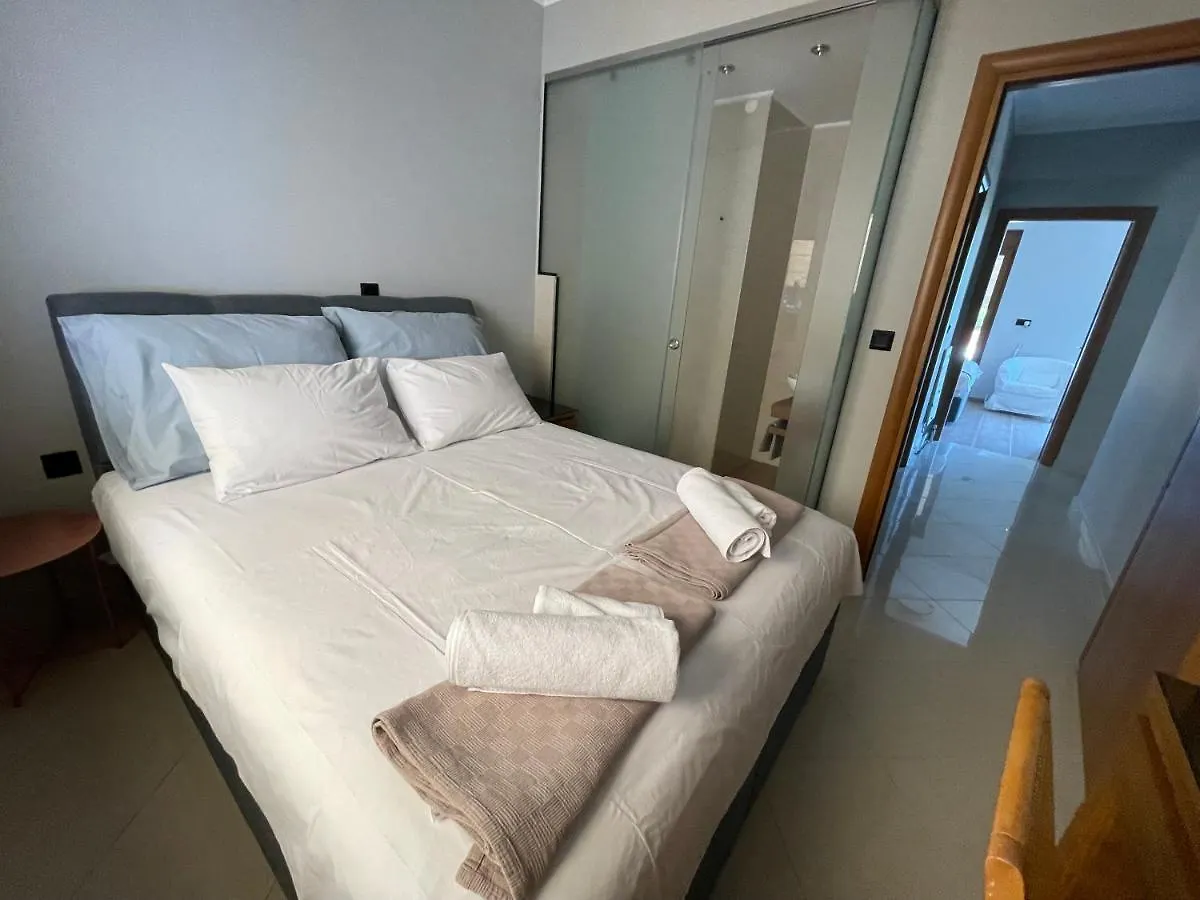 קריופיגי Sunny Seaside Villa-90 M From Beach